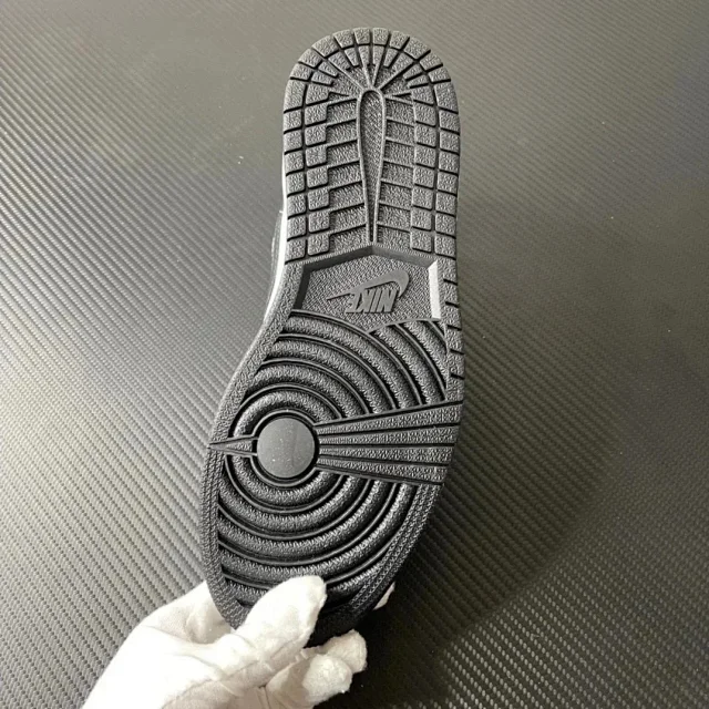 Nike Sneakers Air Jordan 1 Low product detail image 34