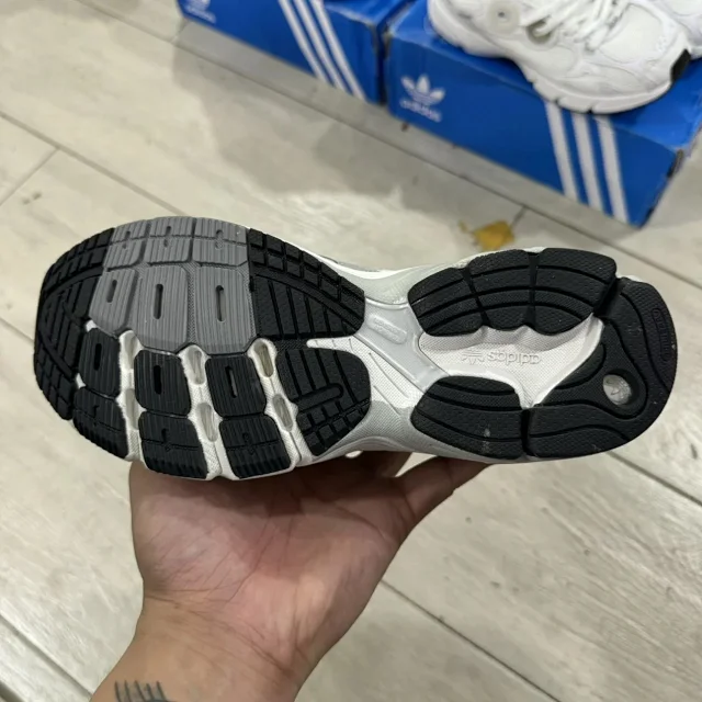 Adidas Sneakers Astir product detail image 22