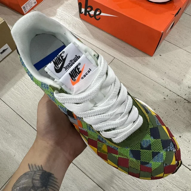 Nike Sneakers Waffle Racer 2X Woven product detail image 17