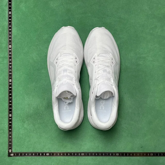On Sneakers Low-Top Mesh with CloudTec Sole product detail image 8