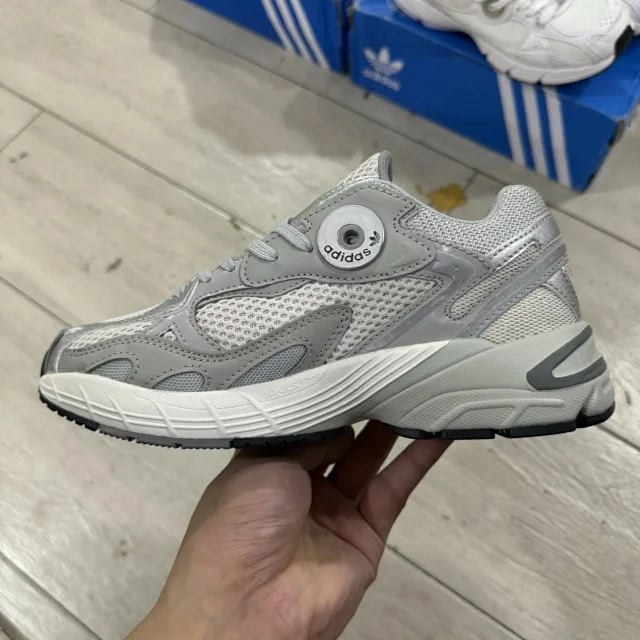 Adidas Sneakers Astir product detail image 21