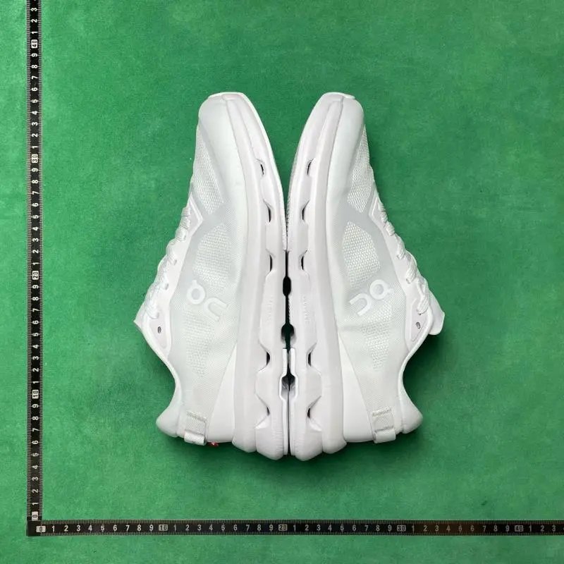 On Sneakers Low-Top Mesh with CloudTec Sole — 1