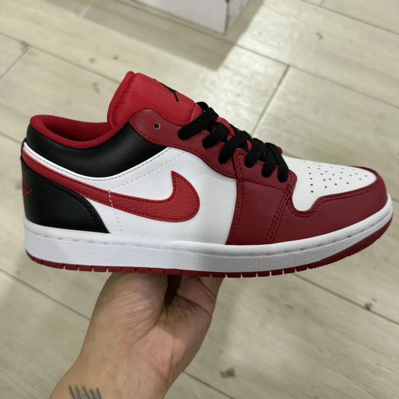 Nike Sneakers Air Jordan 1 Low image 14