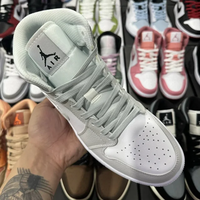 Nike Sneakers Air Jordan 1 Mid product detail image 23