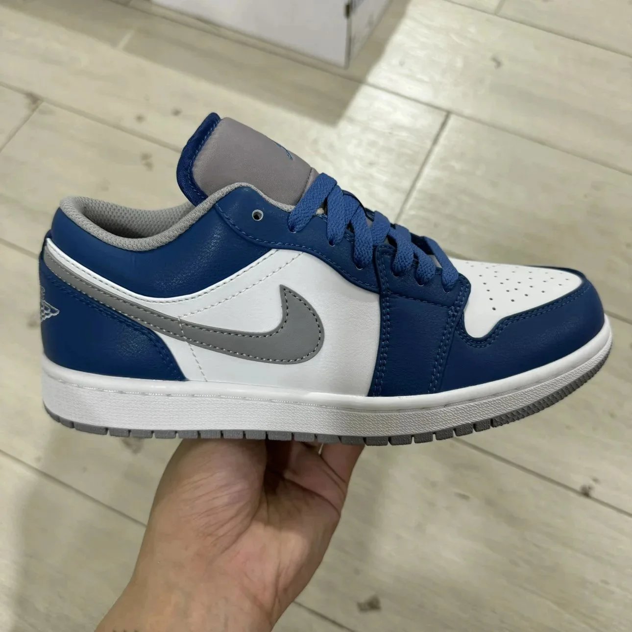 Nike Sneakers Air Jordan 1 Low image 15