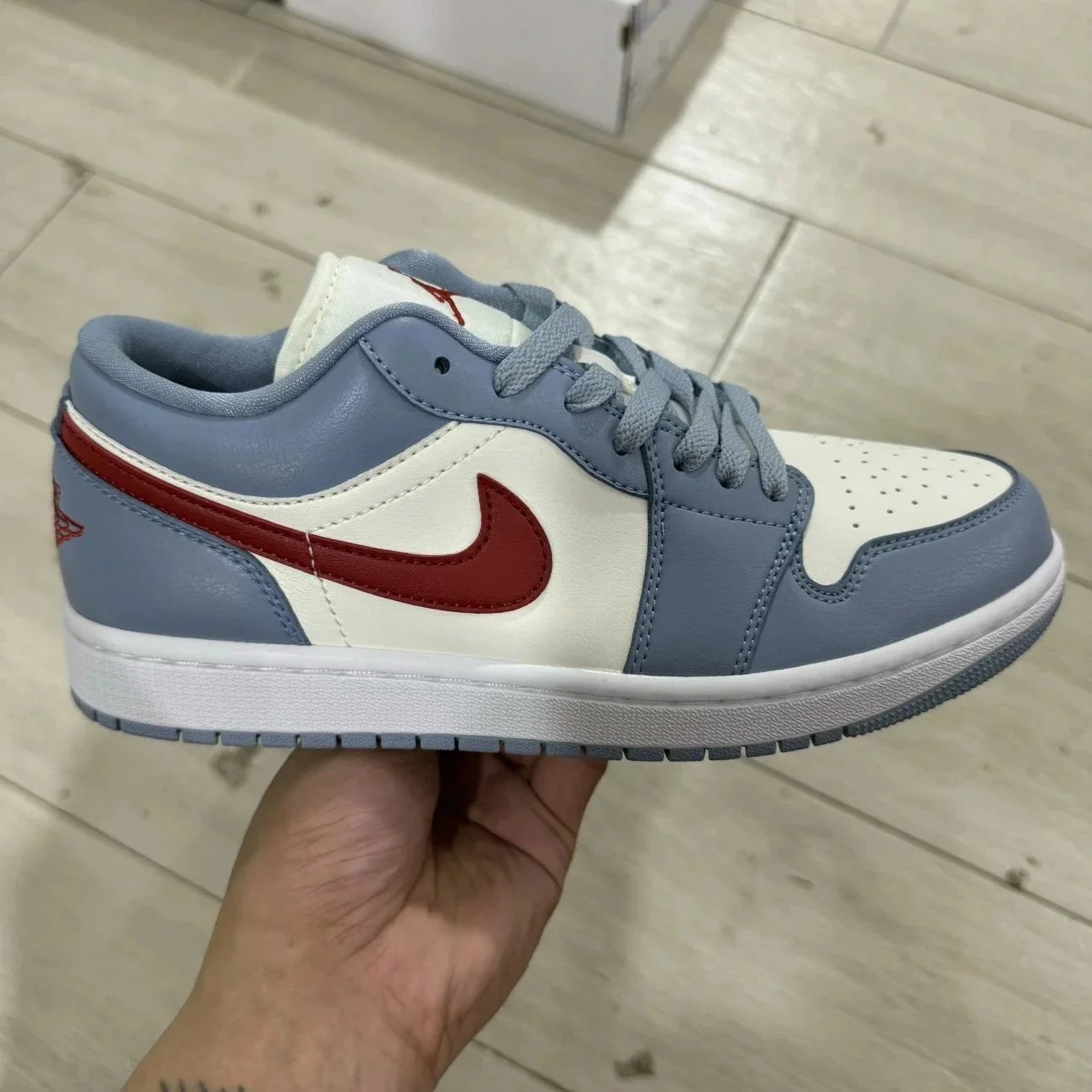 Nike Sneakers Air Jordan 1 Low image 9