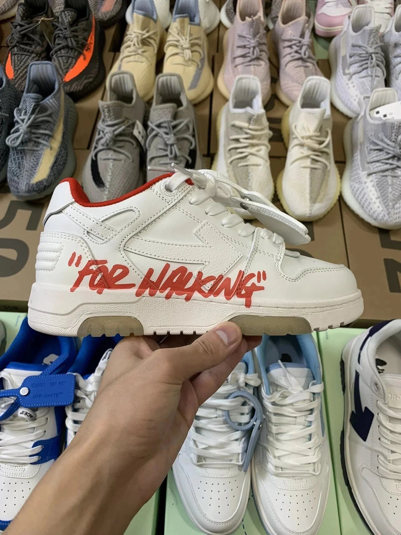 Off-White Sneakers Low-top arrow with zip-tie tag image 3
