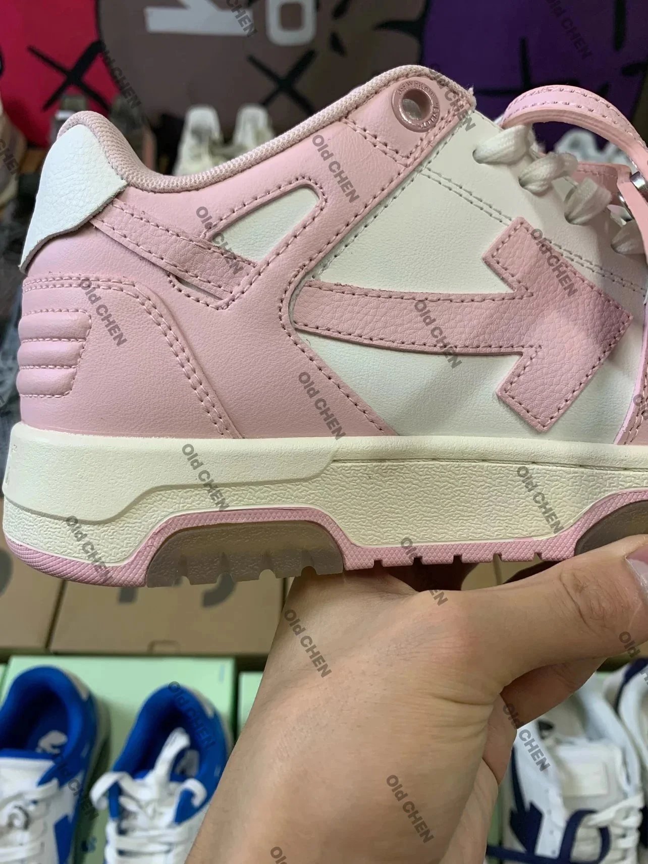 Off-White Sneakers Low-top lace-up with arrow appliqué and detachable lace tag image 7