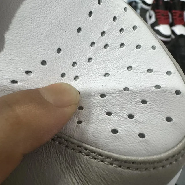 Nike Sneakers Air Jordan 1 Mid product detail image 15