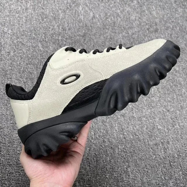 Oakley Sneakers Low-Top with Sculpted Sole image 4