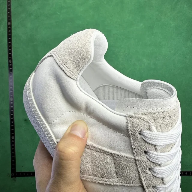 Unbranded Sneakers TT6 low-top leather lace-up with suede overlays product detail image 13