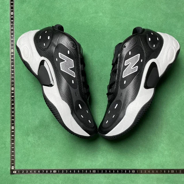 New Balance Sneakers Low-Top Basketball product detail image 44