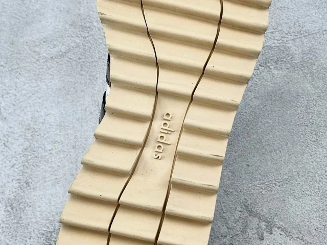 Unbranded Sneakers Low-Top Three-Stripe Platform with Sawtooth Sole product detail image 16