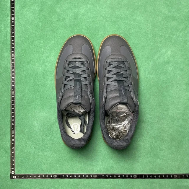 Unbranded Sneakers Low-Top Lace-Up with Gum Sole product detail image 8