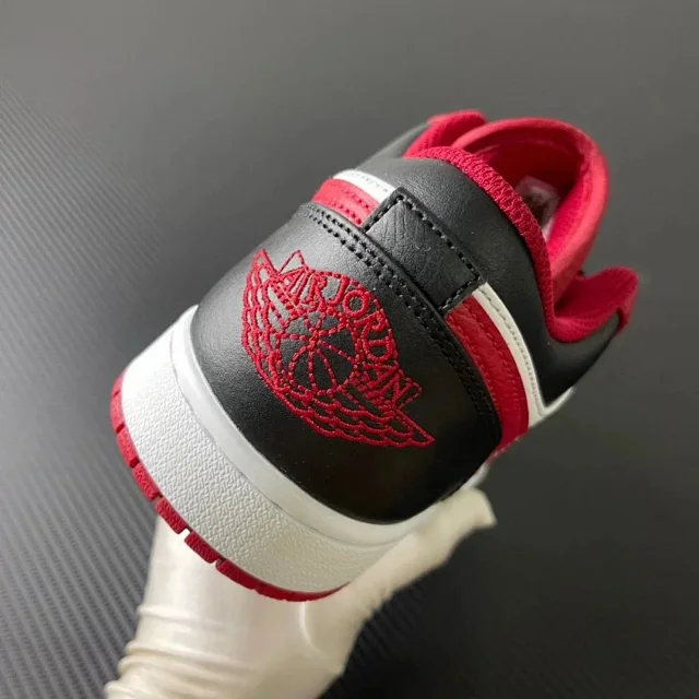 Nike Sneakers Air Jordan 1 Low product detail image 23