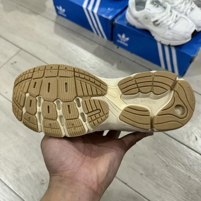 Adidas Sneakers Astir product detail image 31
