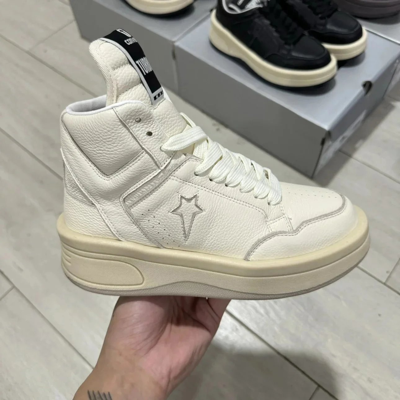 Converse Sneakers Turbowpn image 3