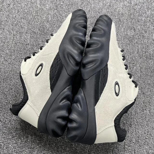 Oakley Sneakers Low-Top with Sculpted Sole image 5