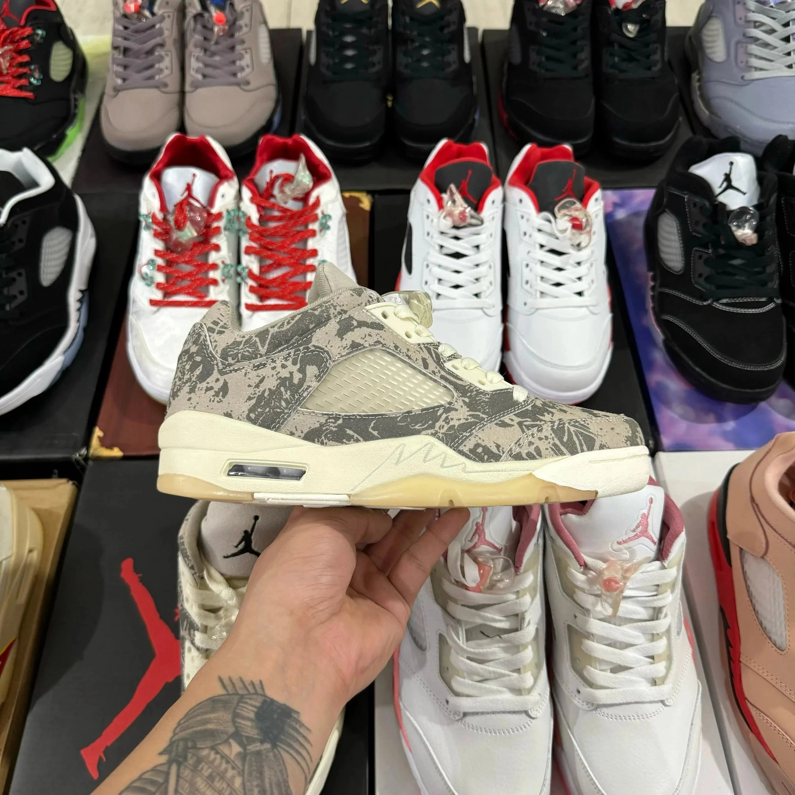 Jordan Sneakers Air 5 — Graffiti Coconut Milk