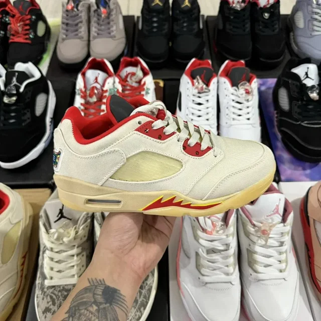 Jordan Sneakers Air 5 product detail image 6