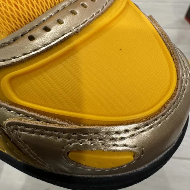 Nike Sneakers Air Rubber Dunk x Off-White product detail image 8