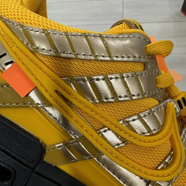 Nike Sneakers Air Rubber Dunk x Off-White product detail image 10