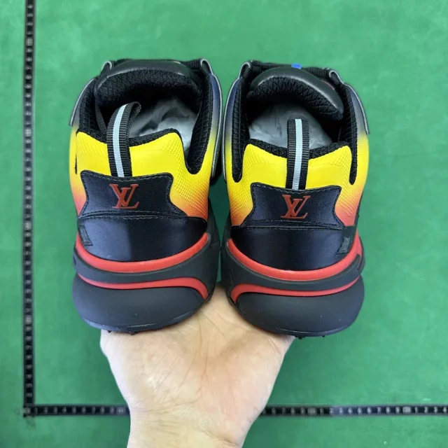 Louis Vuitton Sneakers Low-Top Chunky product detail image 62