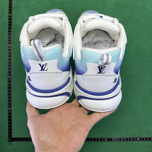 Louis Vuitton Sneakers Low-Top Chunky product detail image 71