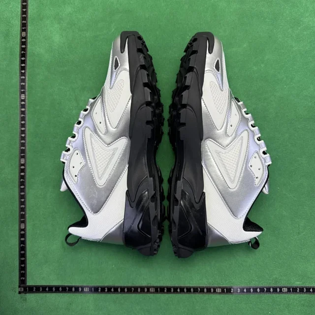 Louis Vuitton Sneakers Low-Top Chunky product detail image 3