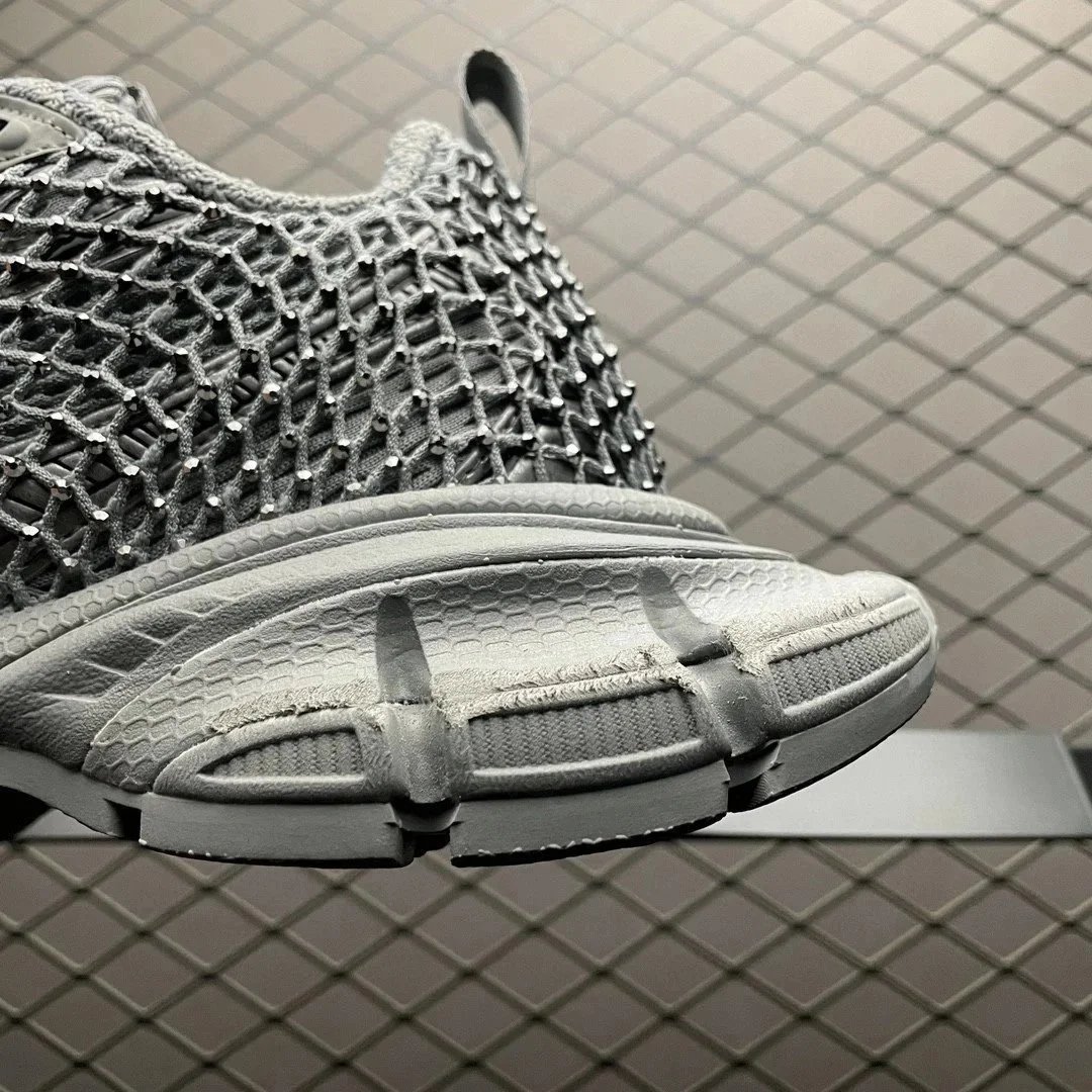 Balenciaga Sneakers 3XL mesh-overlay image 10