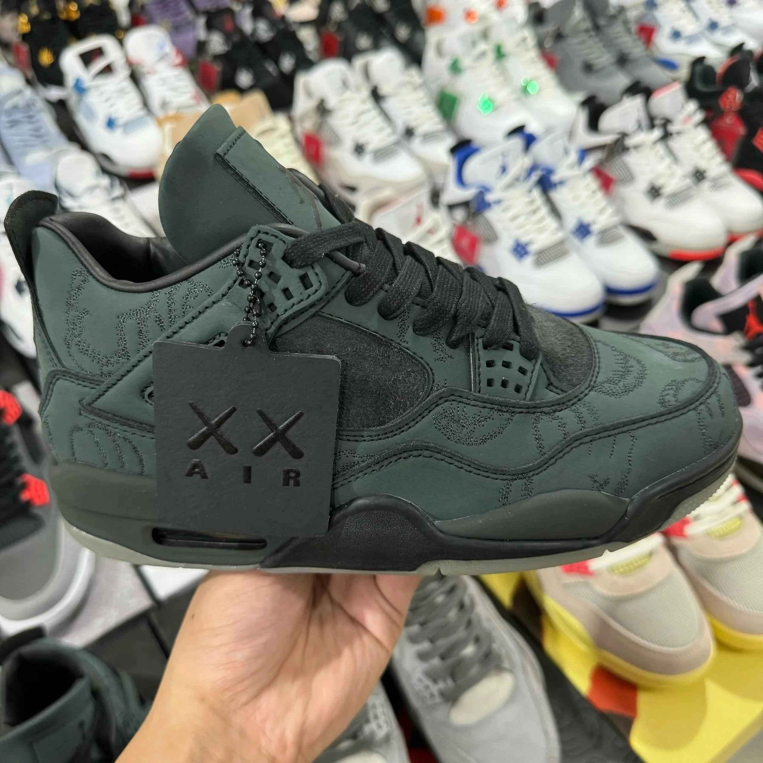 Jordan Sneakers Air 4 — Kaws Black