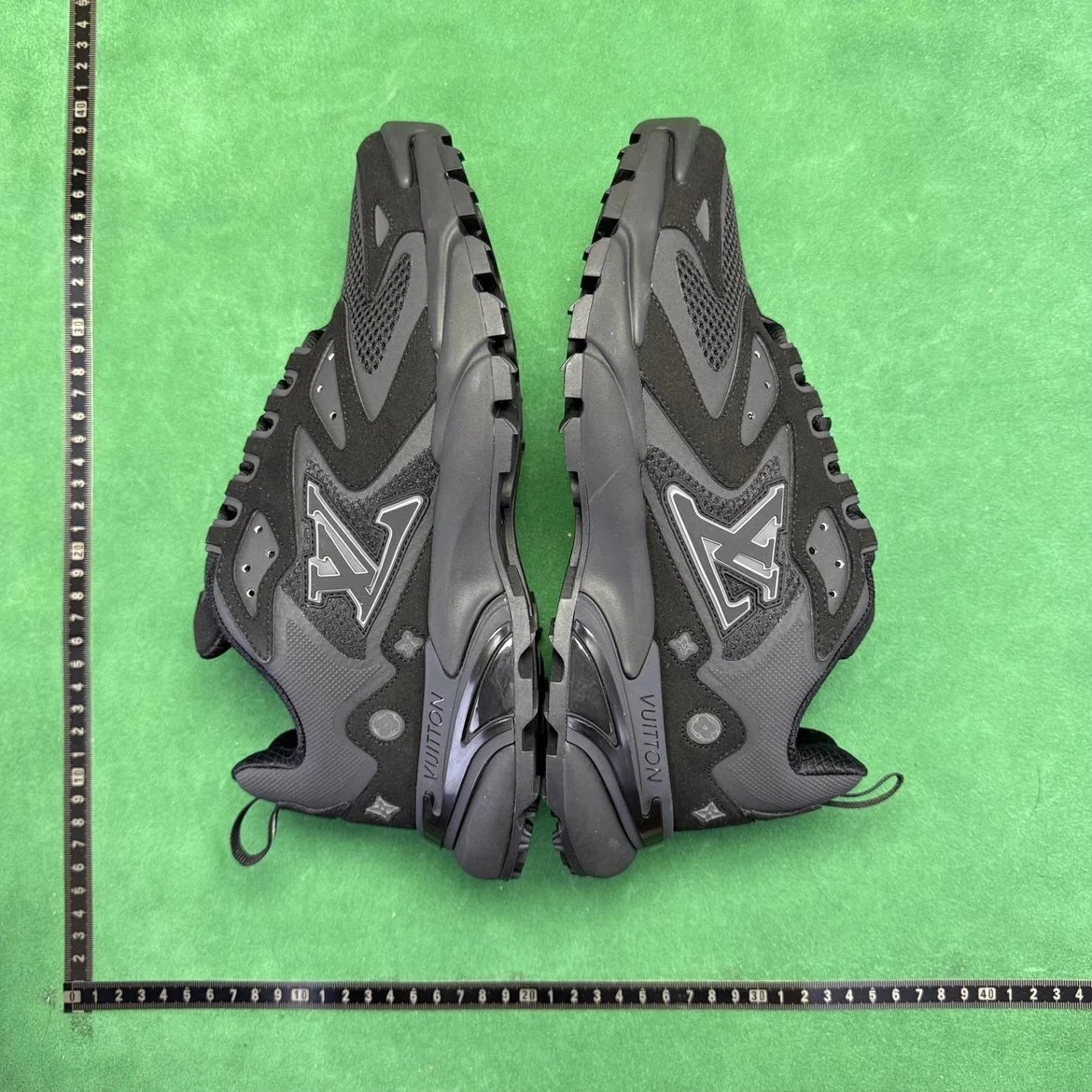 Louis Vuitton Sneakers Low-Top Chunky image 11
