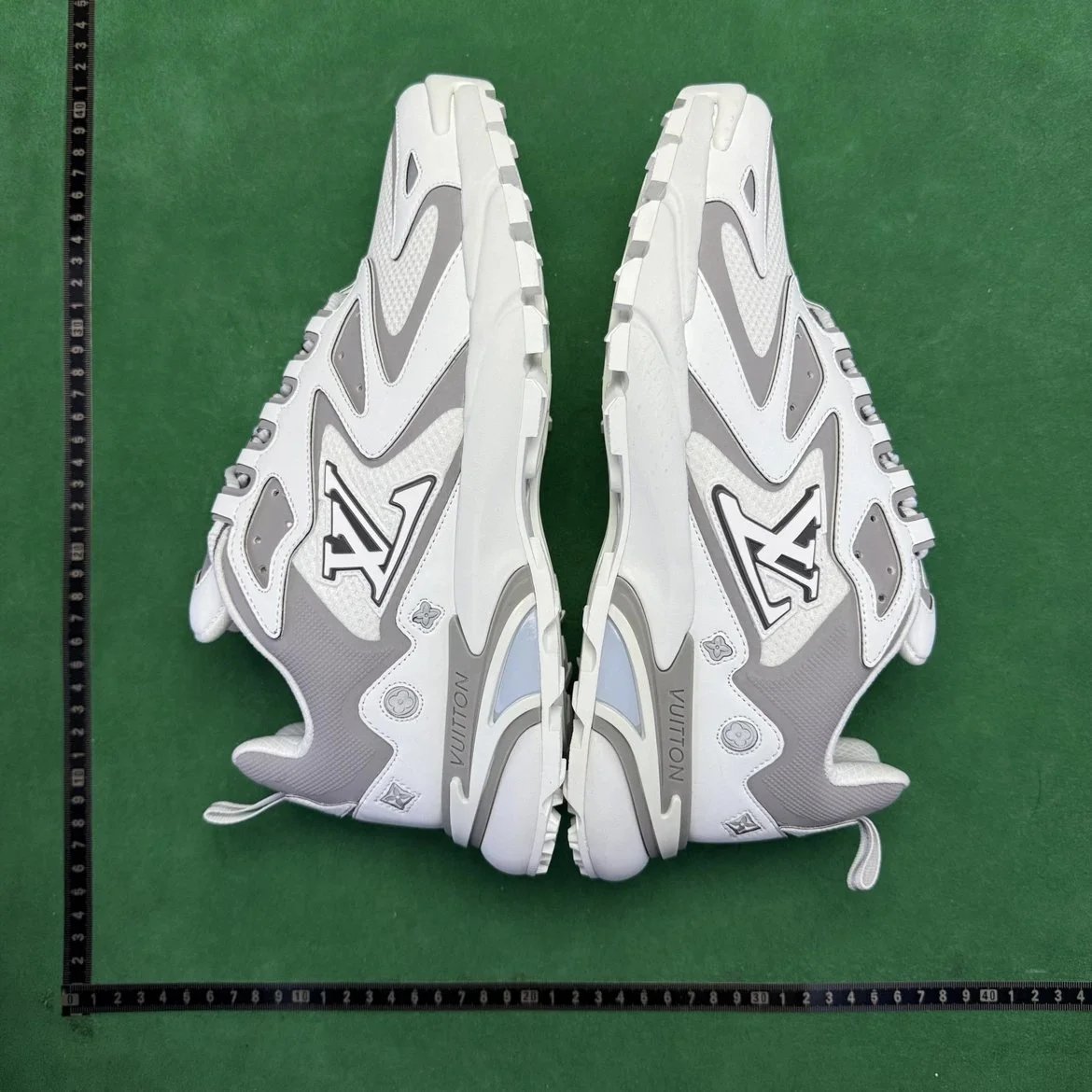 Louis Vuitton Sneakers Low-Top Chunky image 9