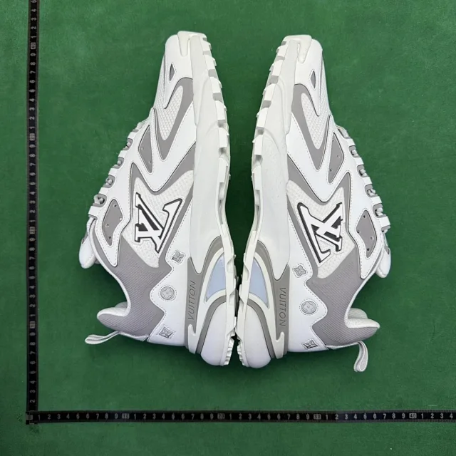 Louis Vuitton Sneakers Low-Top Chunky product detail image 83