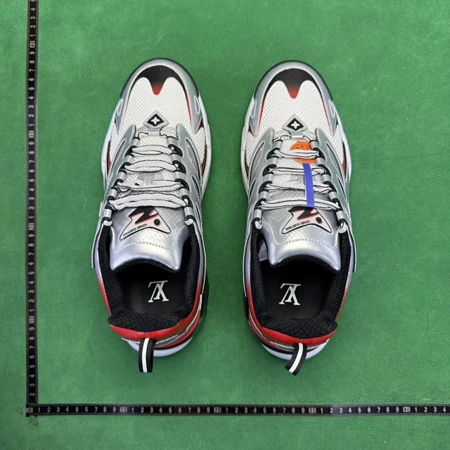 Louis Vuitton Sneakers Low-Top Chunky product detail image 51