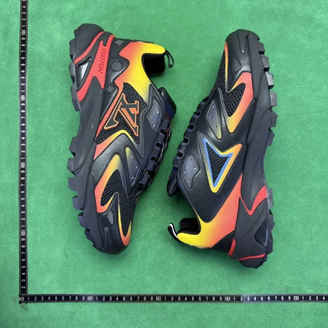 Louis Vuitton Sneakers Low-Top Chunky product detail image 60