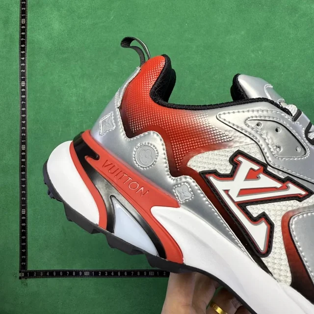 Louis Vuitton Sneakers Low-Top Chunky product detail image 54
