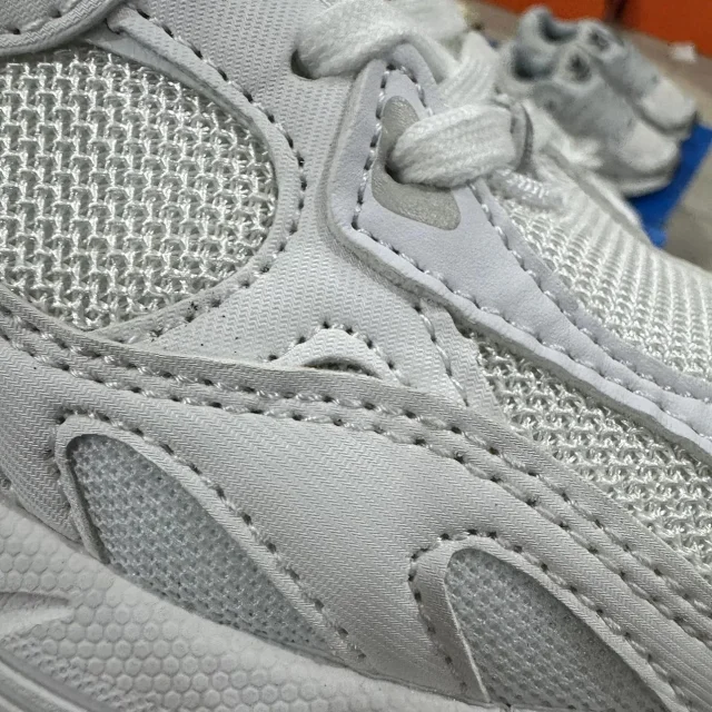 Adidas Sneakers Astir product detail image 10
