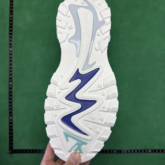 Louis Vuitton Sneakers Low-Top Chunky product detail image 72