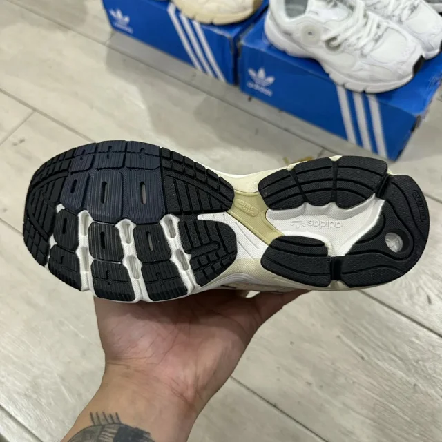 Adidas Sneakers Astir product detail image 40