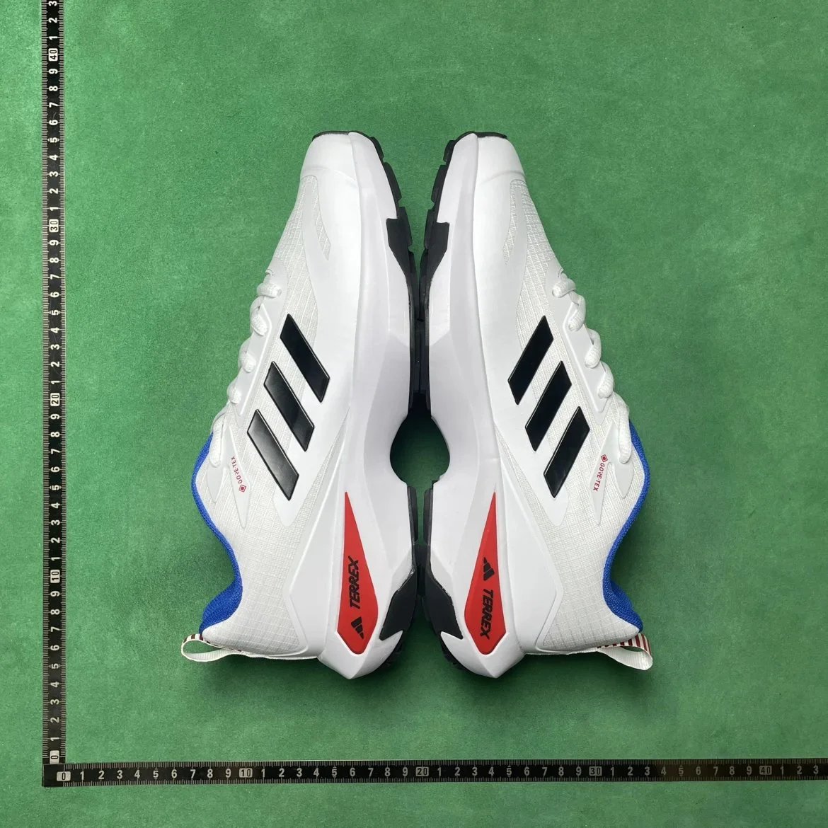 adidas Sneakers Terrex low-top trail image 2