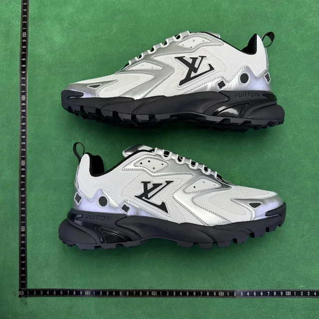 Louis Vuitton Sneakers Low-Top Chunky product detail image 5