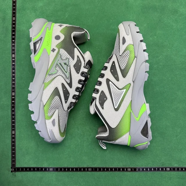 Louis Vuitton Sneakers Low-Top Chunky product detail image 98