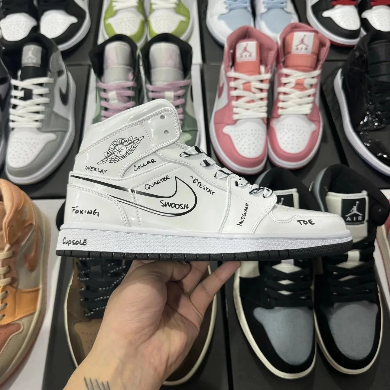 Nike Sneakers Air Jordan 1 Mid image 15