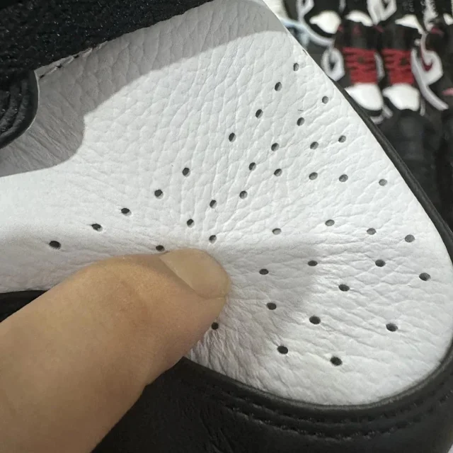 Nike Sneakers Air Jordan 1 Mid product detail image 6
