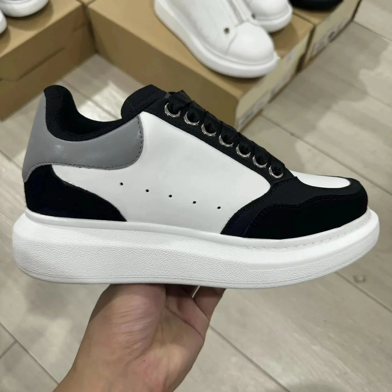 Alexander McQueen Sneakers Platform with Zip Detail image 6