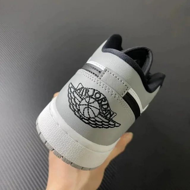 Nike Sneakers Air Jordan 1 Low product detail image 5
