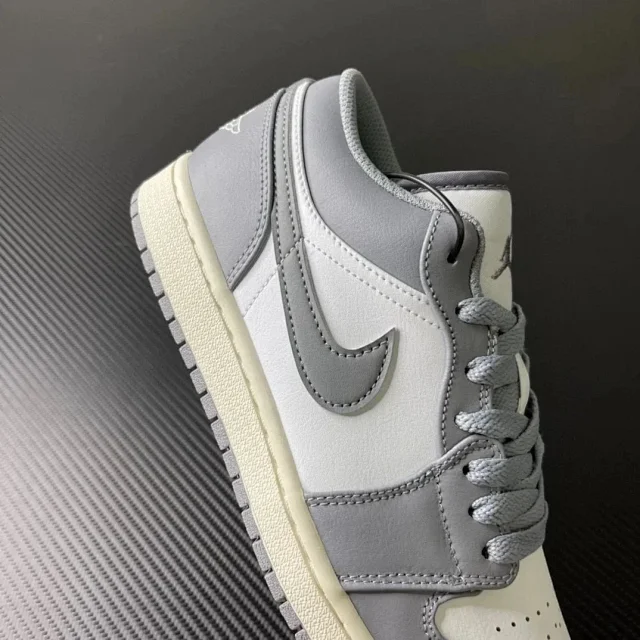 Nike Sneakers Air Jordan 1 Low product detail image 13