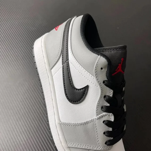 Nike Sneakers Air Jordan 1 Low product detail image 31