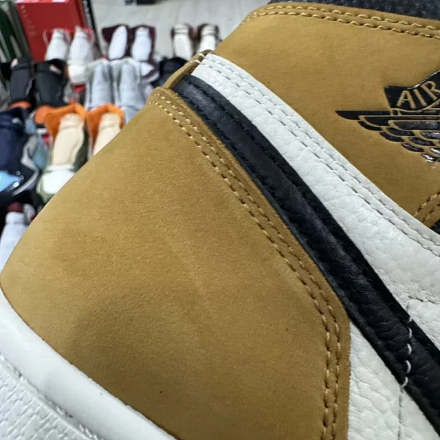 Jordan Sneakers Air 1 High product detail image 13